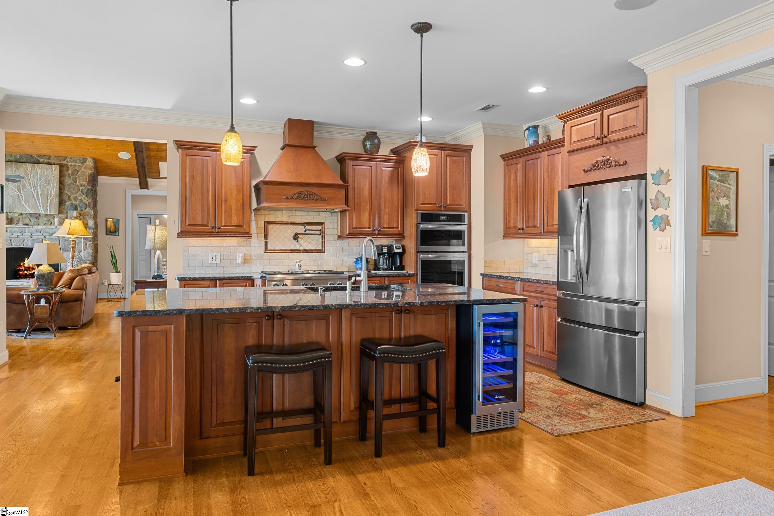 729 Navigator's Point Seneca, SC 29672 - Photo 16 of 48