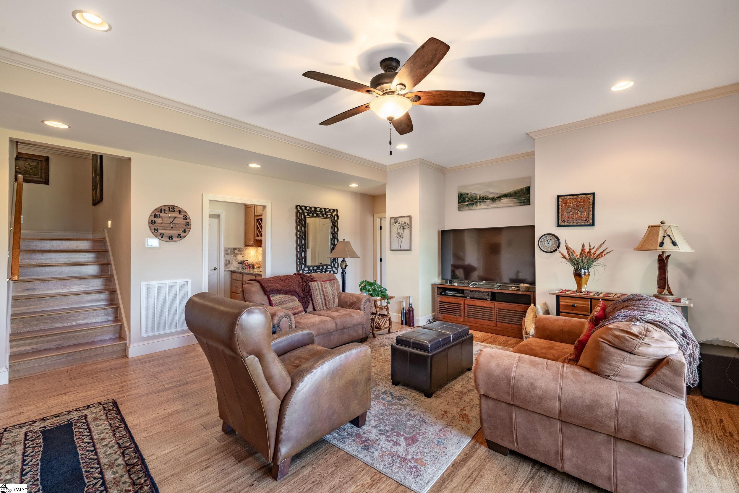 729 Navigator's Point Seneca, SC 29672 - Photo 25 of 48