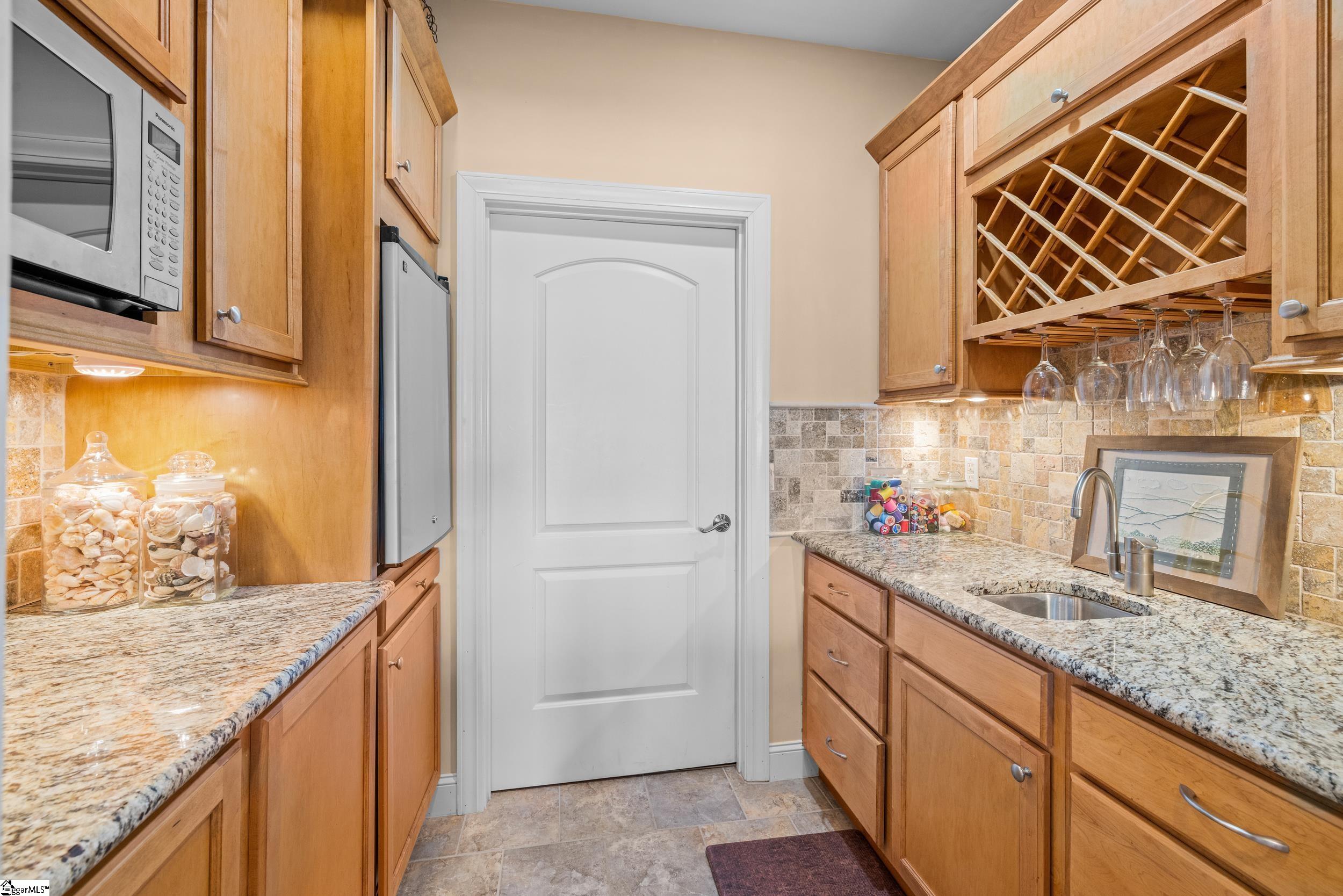 729 Navigator's Point Seneca, SC 29672 - Photo 30 of 48