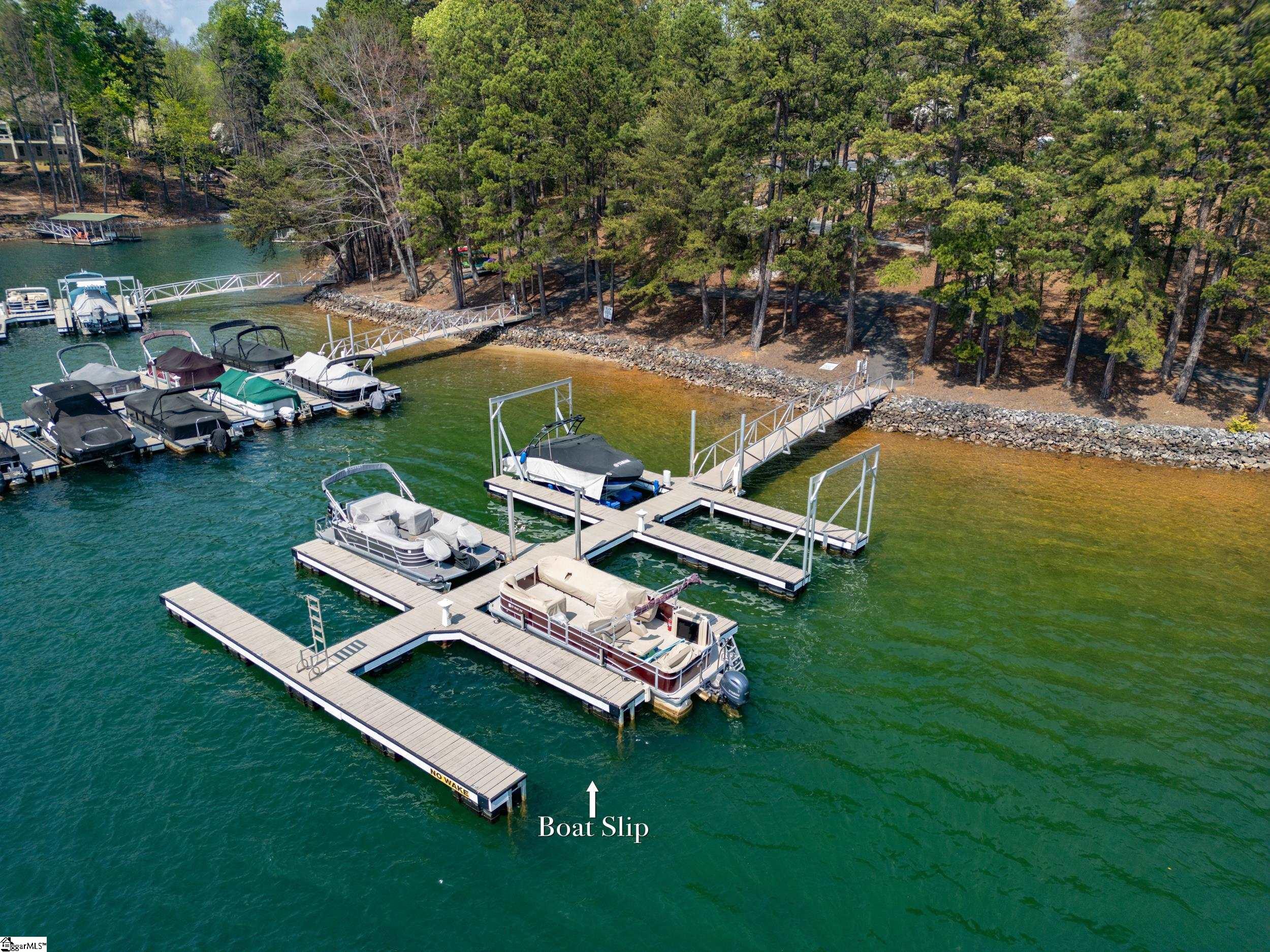 729 Navigator's Point Seneca, SC 29672 - Photo 4 of 48