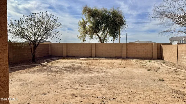 $1,725 | 18850 North Toledo Avenue, Maricopa, AZ 85138