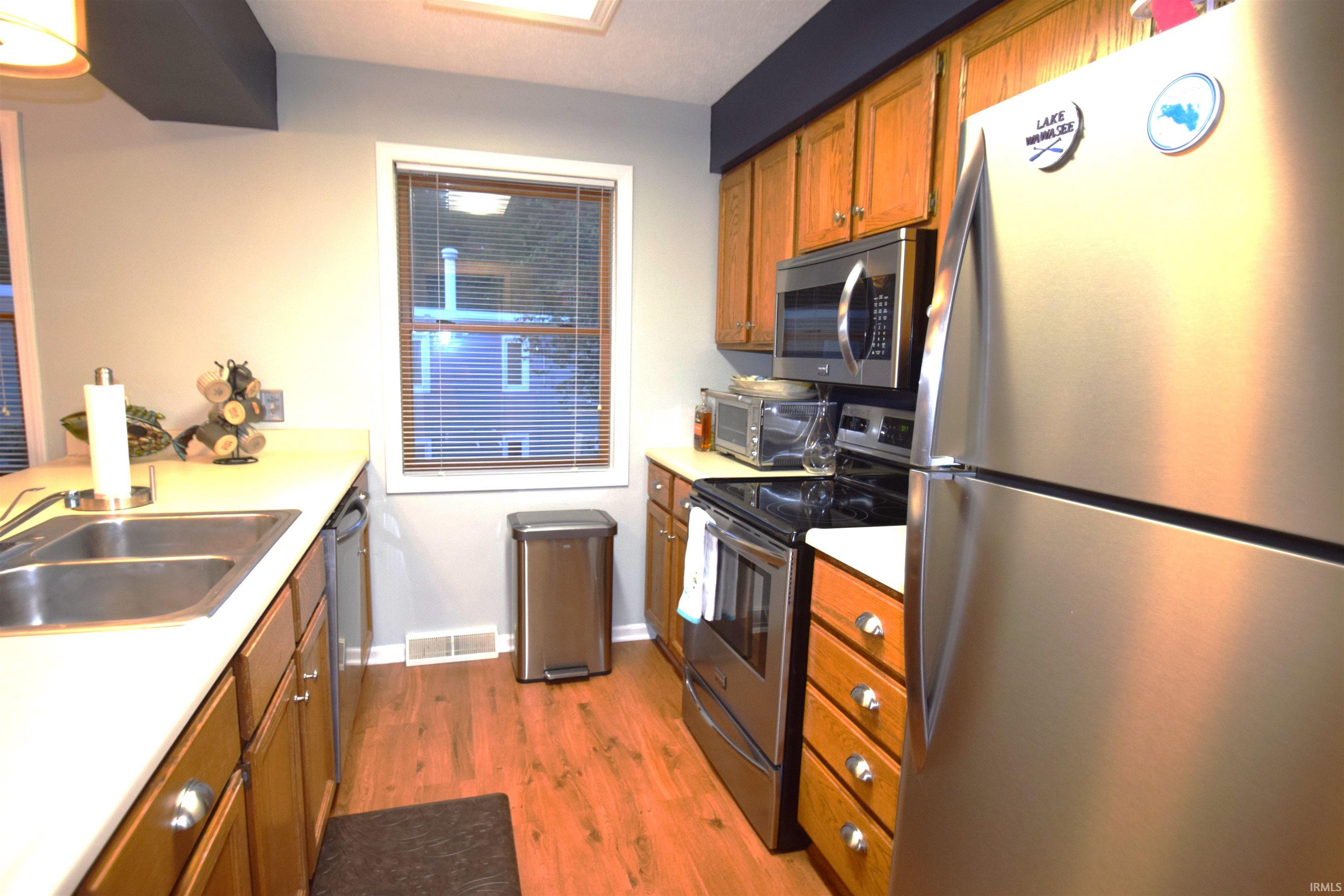 10035 North Turkey Creek Road, Unit 203 Syracuse, IN 46567 - Photo 12 of 33