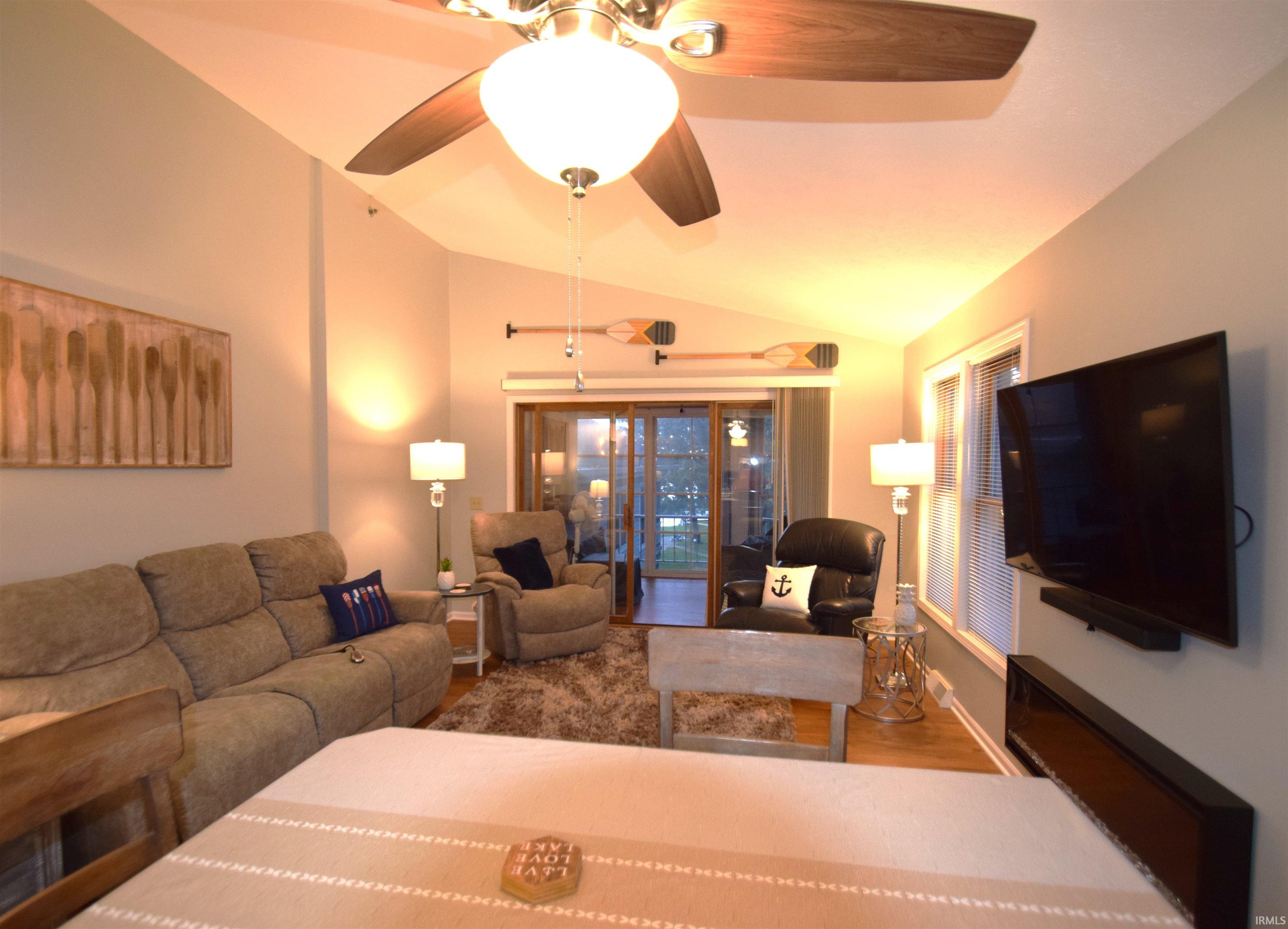 10035 North Turkey Creek Road, Unit 203 Syracuse, IN 46567 - Photo 7 of 33