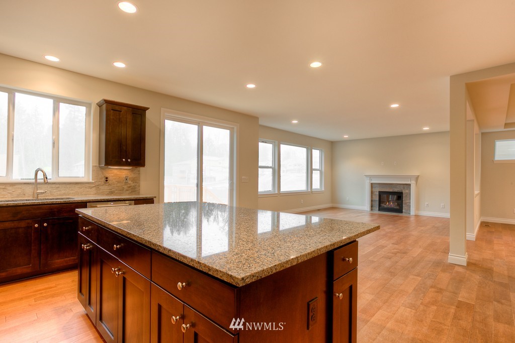 16211 Southeast 140th Street, Unit LOT35 Renton, WA 98059 - Photo 5 of 24 Gallery Image 5