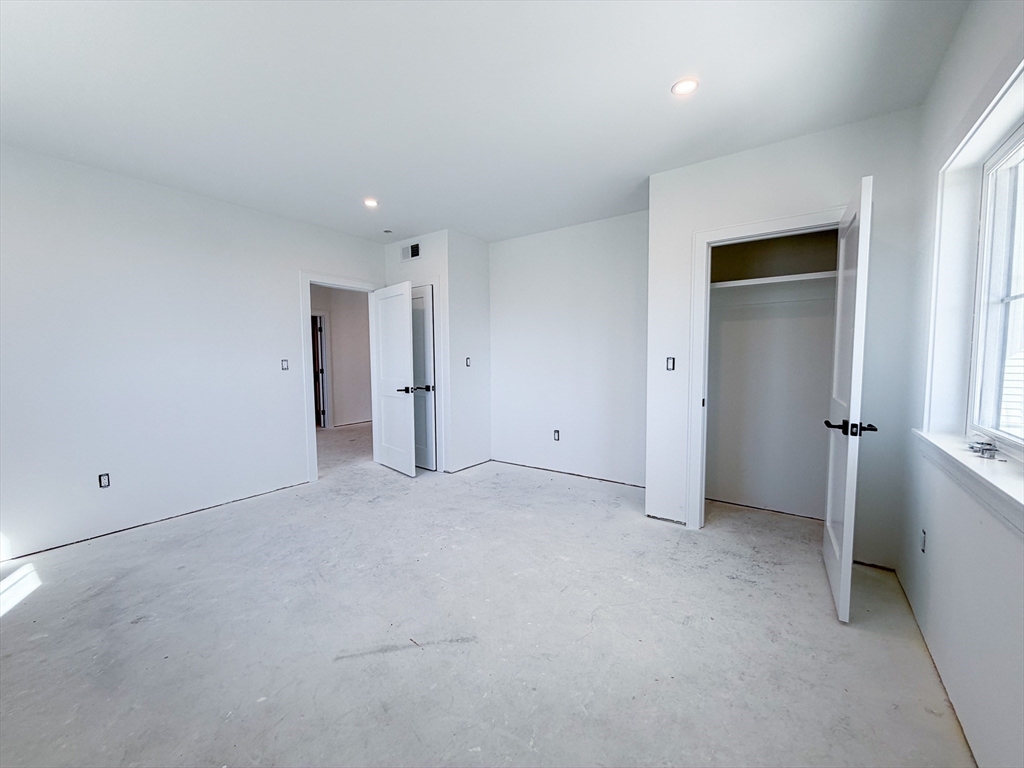 4 Oneil Way Saugus, MA 01906 - Photo 30 of 42