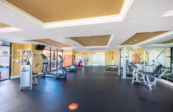 $3,400 | 888 Douglas Road, Unit 1401, Coral Gables, FL 33134