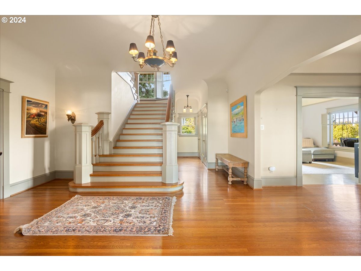 1960 Southwest 16th Avenue Portland, OR 97201 - Photo 14 of 45