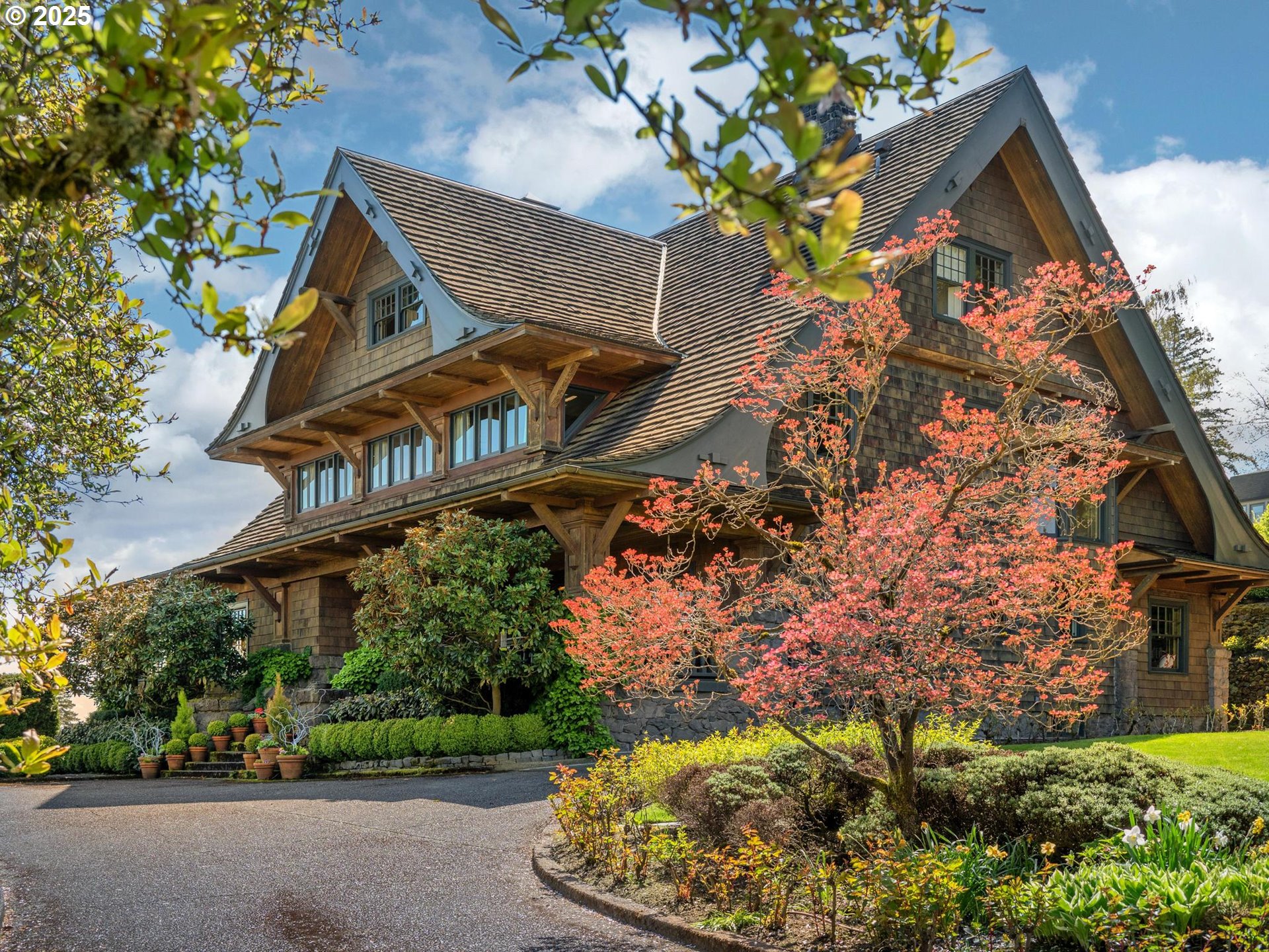 1960 Southwest 16th Avenue Portland, OR 97201 - Photo 2 of 45