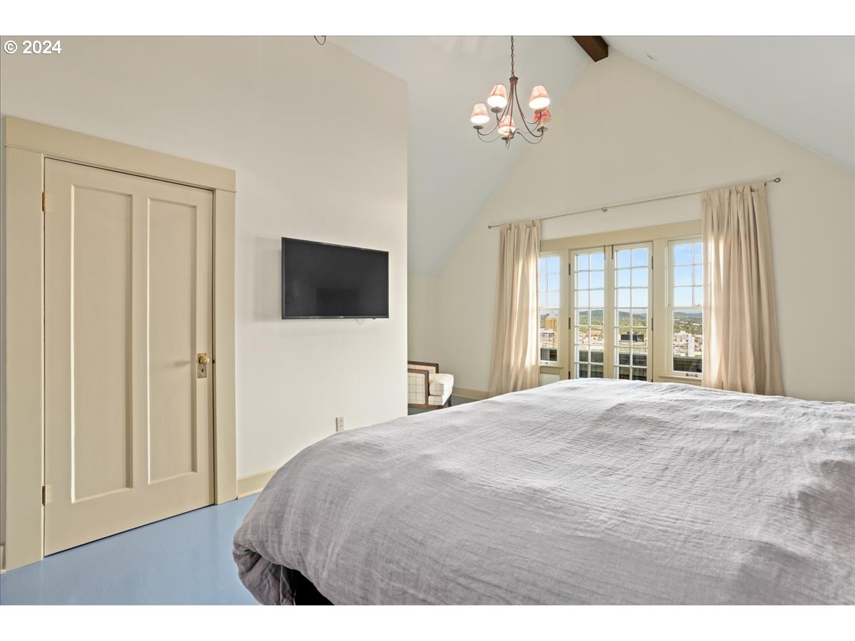 1960 Southwest 16th Avenue Portland, OR 97201 - Photo 26 of 45