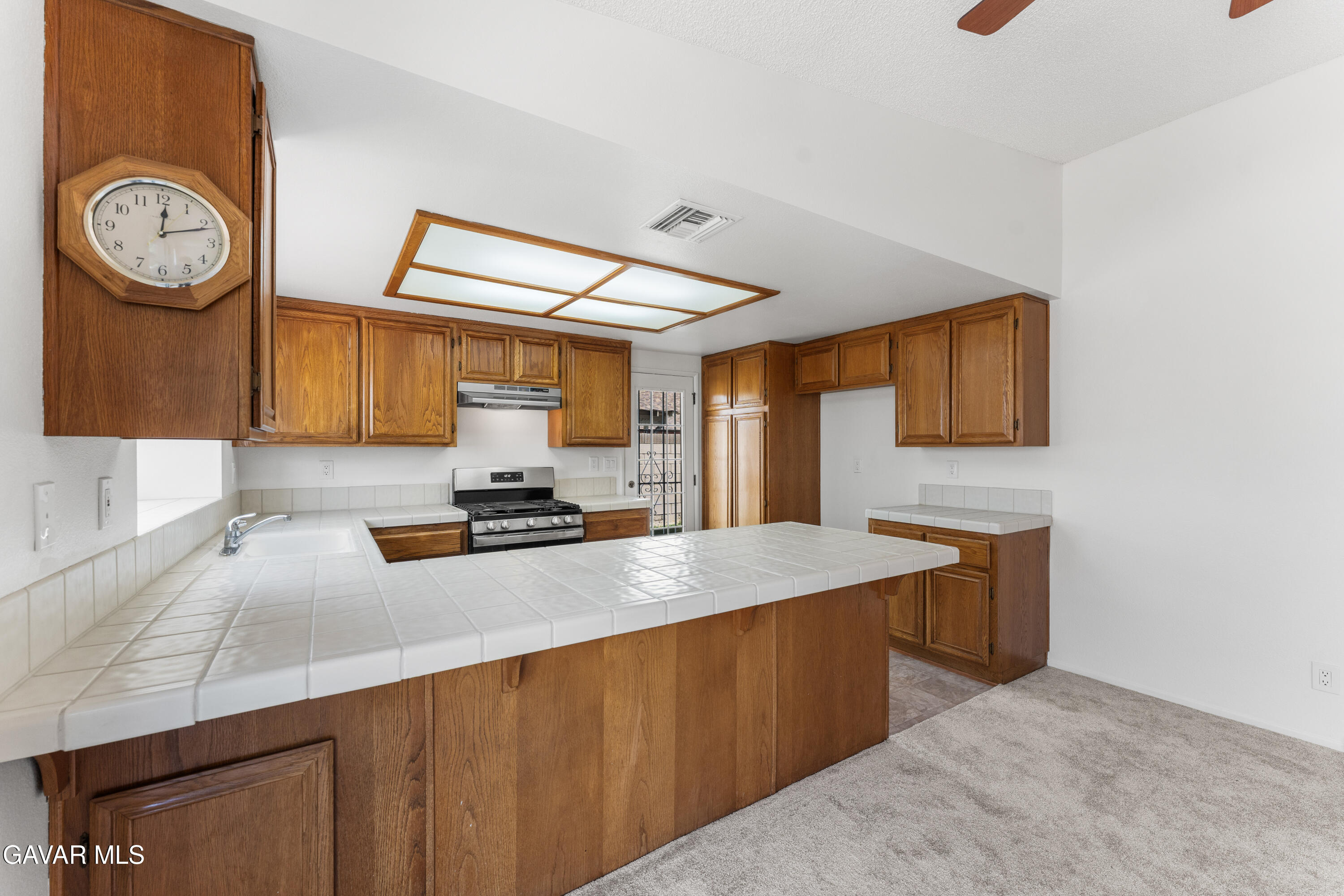 38027 Raintree Lane Palmdale, CA 93552 - Photo 15 of 38 Raintree-19