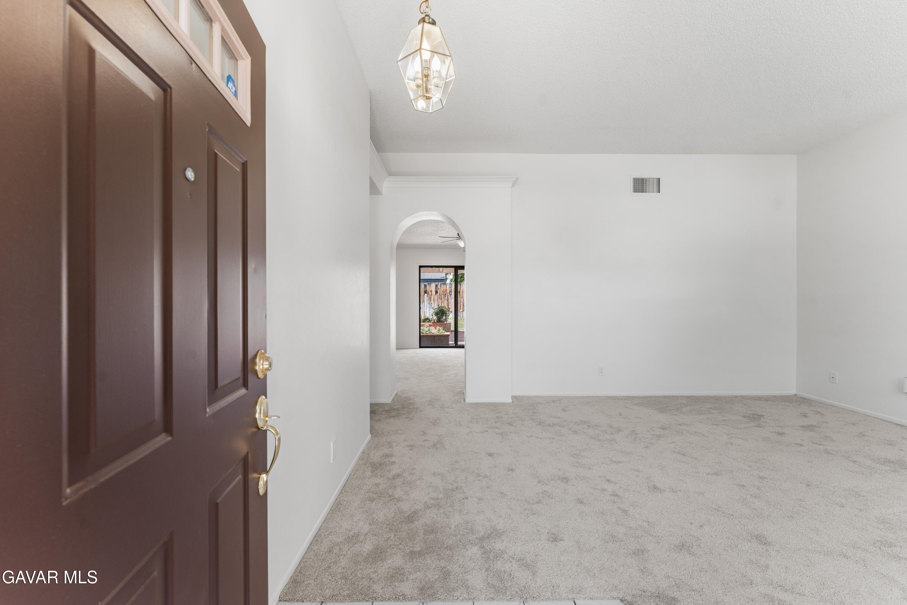 38027 Raintree Lane Palmdale, CA 93552 - Photo 4 of 38 Raintree-7