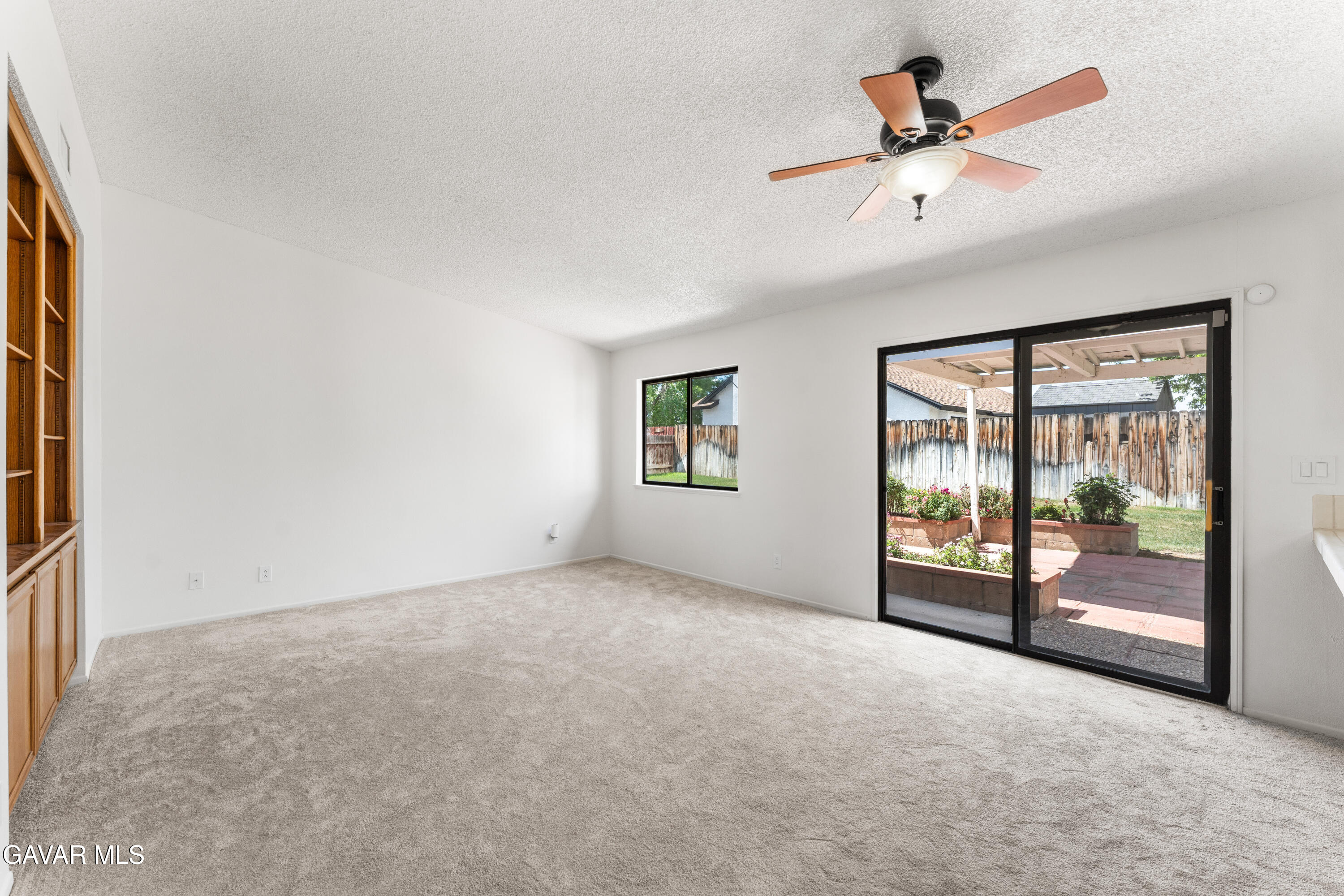 38027 Raintree Lane Palmdale, CA 93552 - Photo 9 of 38 Raintree-12