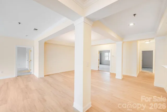 $599,900 | 5601 Fairview Road, Unit 10, Charlotte, NC 28209