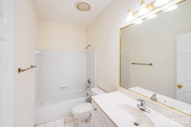 $599,900 | 5601 Fairview Road, Unit 10, Charlotte, NC 28209