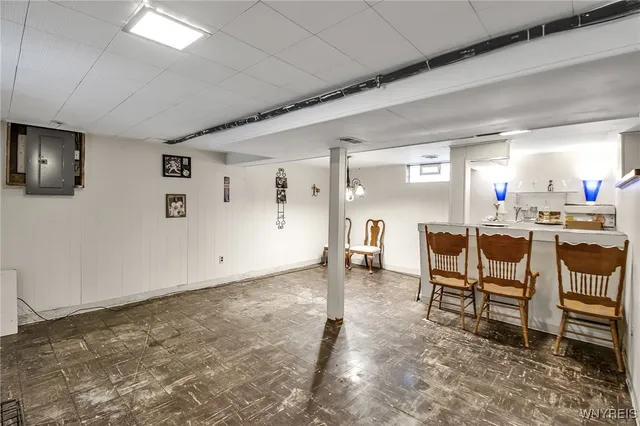 $164,999 | 281 West Hazeltine Avenue, Tonawanda, NY 14217