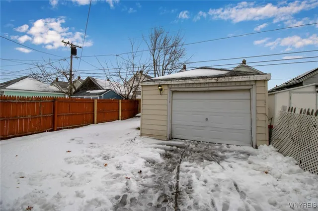 $164,999 | 281 West Hazeltine Avenue, Tonawanda, NY 14217