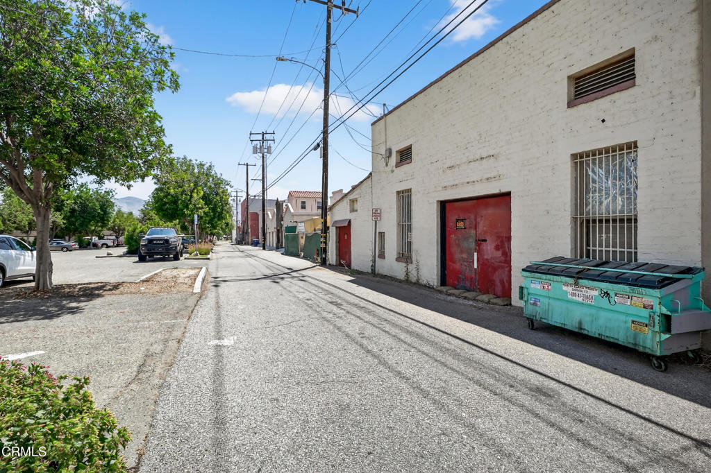 362 Central Avenue Fillmore, CA 93015 - Photo 37 of 41 DSC08422