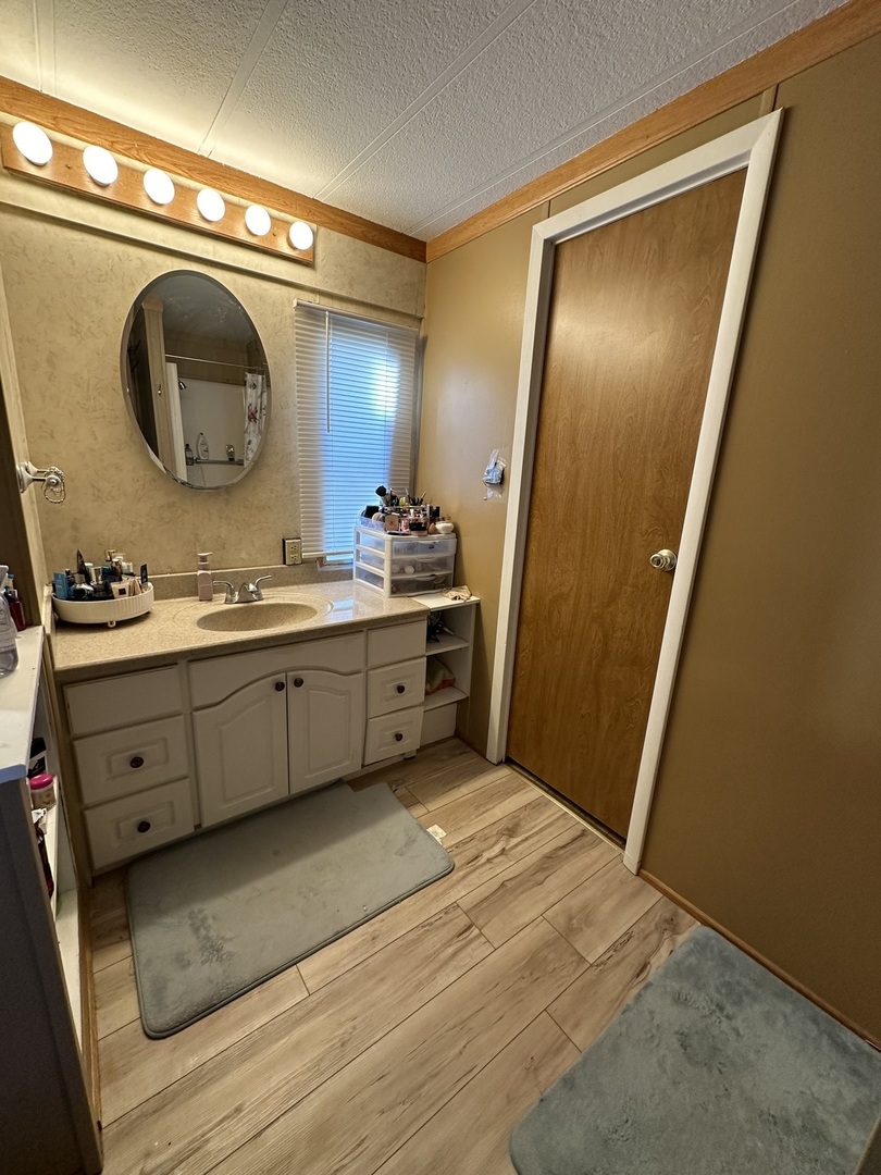 106 Huntsbridge Road Matteson, IL 60443 - Photo 8 of 15 Gallery Image 8