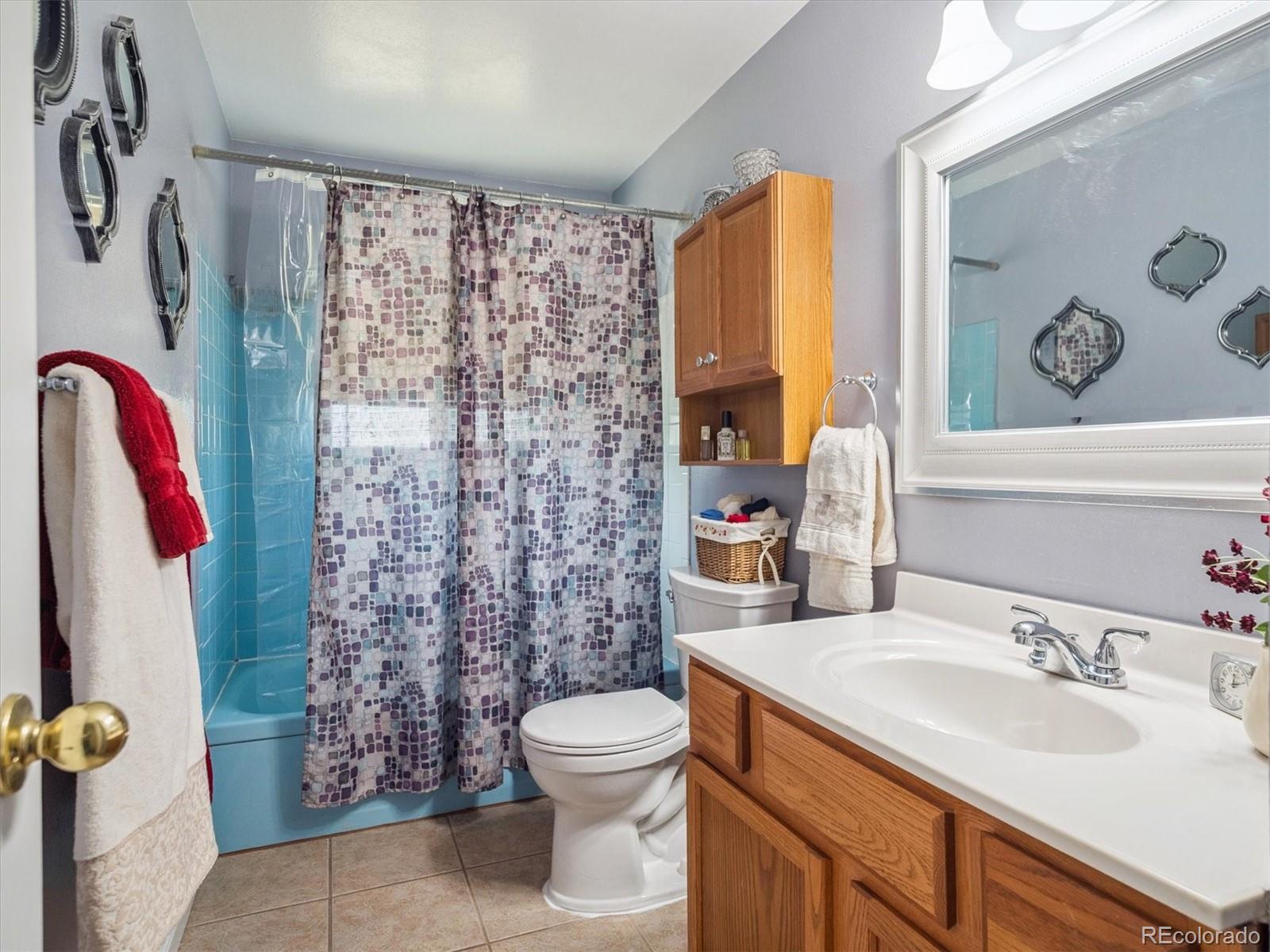 5945 West Colgate Place Denver, CO 80227 - Photo 11 of 35