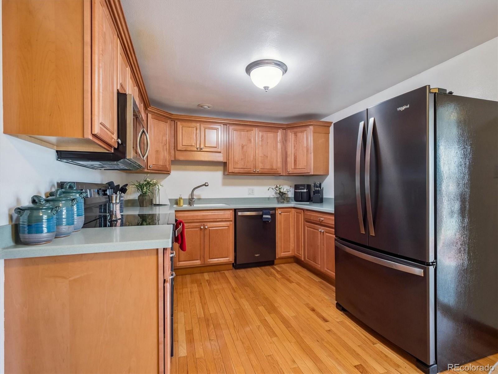 5945 West Colgate Place Denver, CO 80227 - Photo 6 of 35