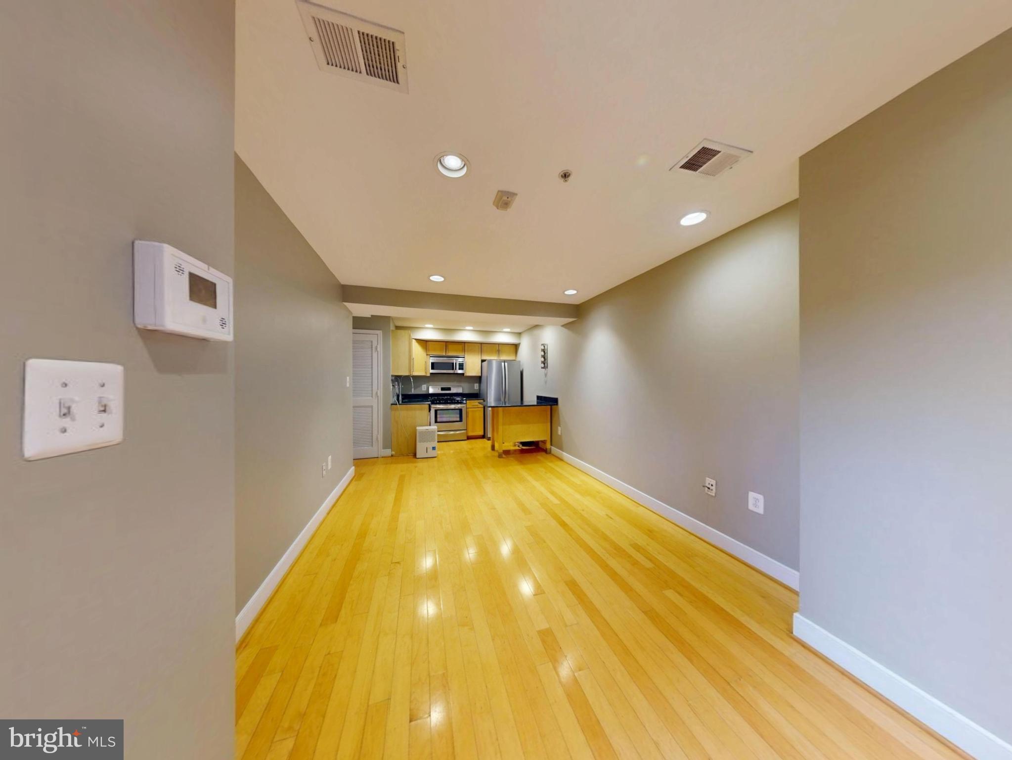6 Rhode Island Avenue Northwest, Unit 2 Washington, DC 20001 - Photo 20 of 29