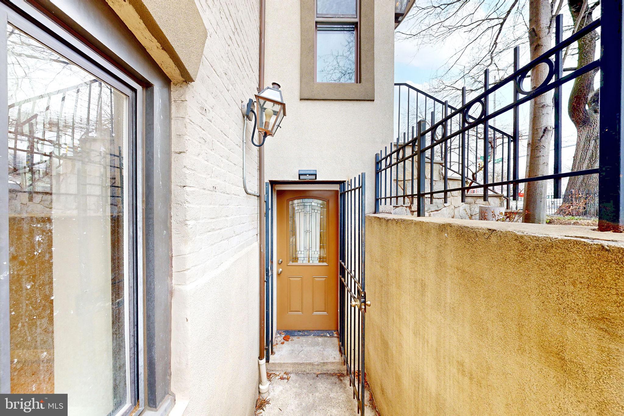 6 Rhode Island Avenue Northwest, Unit 2 Washington, DC 20001 - Photo 27 of 29 a view of entryway with a front door