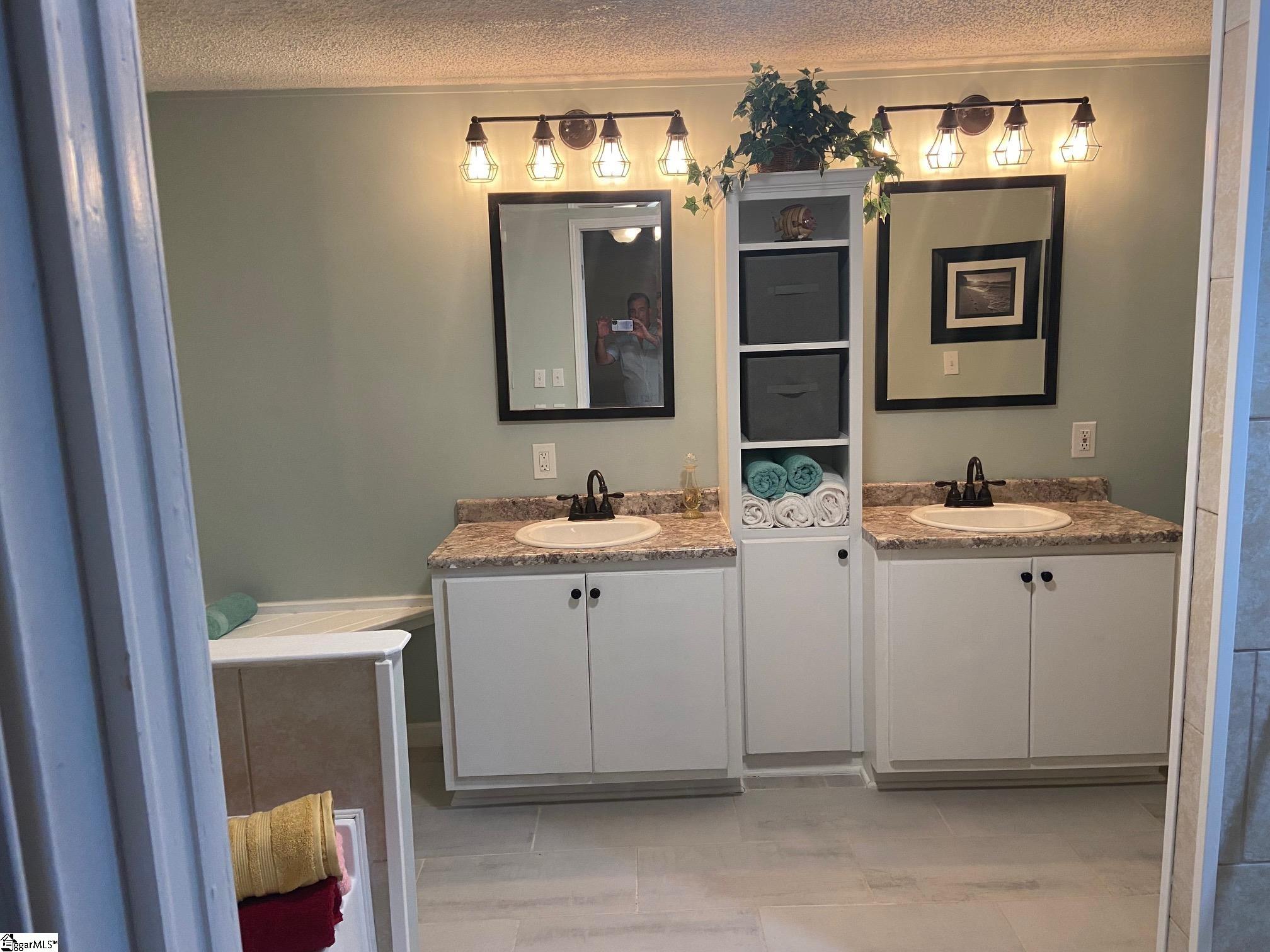 472 Knickerbocker Estates Road Fountain Inn, SC 29644 - Photo 31 of 34