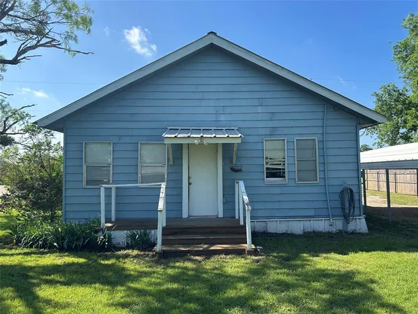 $79,000 | 300 Harrison Avenue, Newcastle, TX 76372