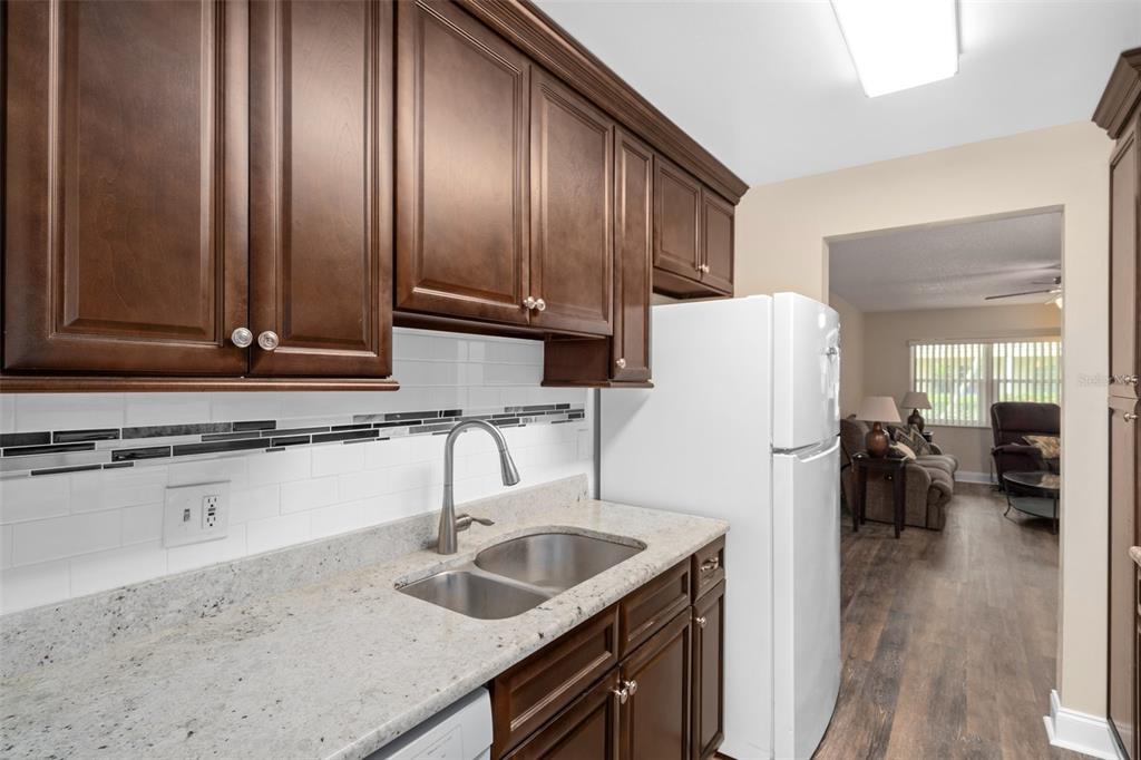 10033 64th Avenue North, Unit 4 St. Petersburg, FL 33708 - Photo 12 of 48