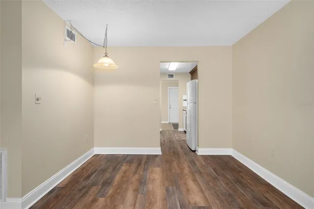 $135,000 | 10033 64th Avenue North, Unit 4, St. Petersburg, FL 33708