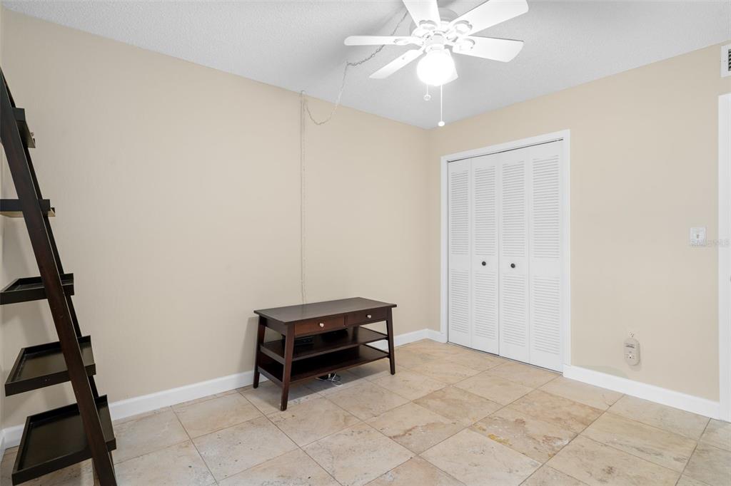 10033 64th Avenue North, Unit 4 St. Petersburg, FL 33708 - Photo 23 of 48