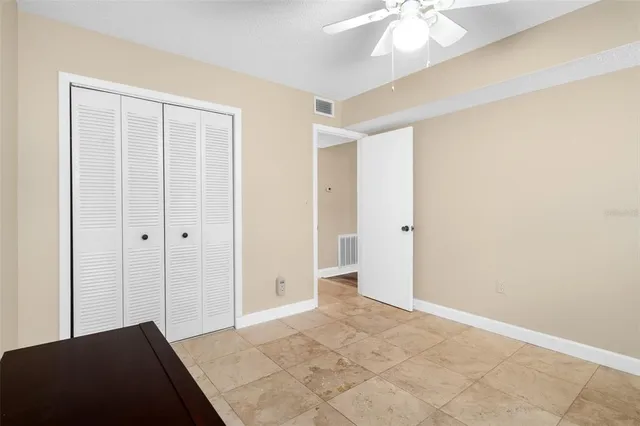 $135,000 | 10033 64th Avenue North, Unit 4, St. Petersburg, FL 33708