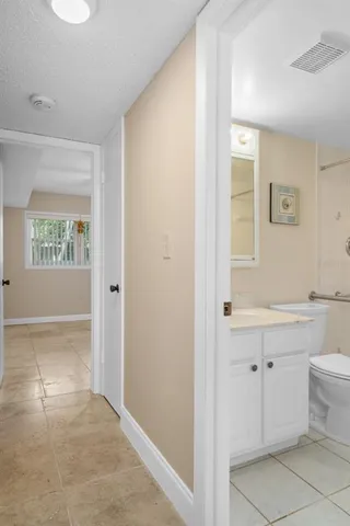 $135,000 | 10033 64th Avenue North, Unit 4, St. Petersburg, FL 33708