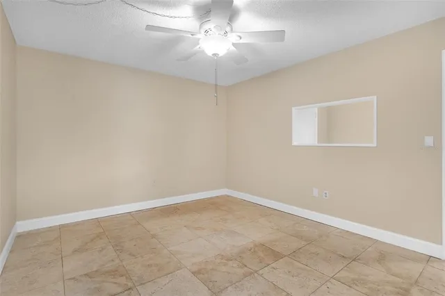 $135,000 | 10033 64th Avenue North, Unit 4, St. Petersburg, FL 33708