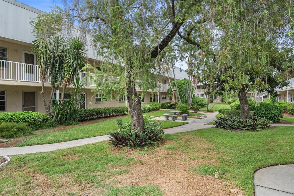 10033 64th Avenue North, Unit 4 St. Petersburg, FL 33708 - Photo 35 of 48