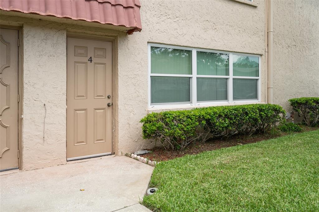 10033 64th Avenue North, Unit 4 St. Petersburg, FL 33708 - Photo 5 of 48