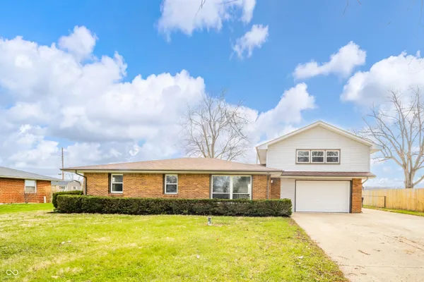 $249,900 | 5618 Harmeson Drive, Anderson, IN 46013