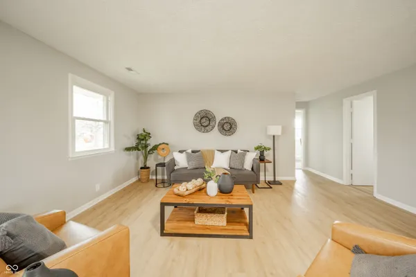 $249,900 | 5618 Harmeson Drive, Anderson, IN 46013