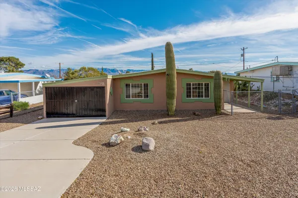 $160,000 | 217 South McNab Parkway, San Manuel, AZ 85631
