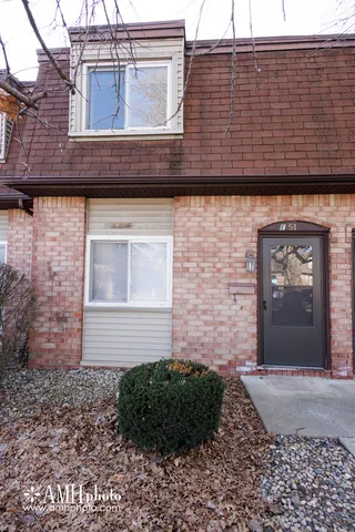 $65,000 | 1119 South Curtis Avenue, Unit E51, Kankakee, IL 60901