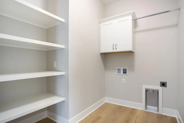 $434,900 | 11913 Smithfield Drive, Holland, MI 49424