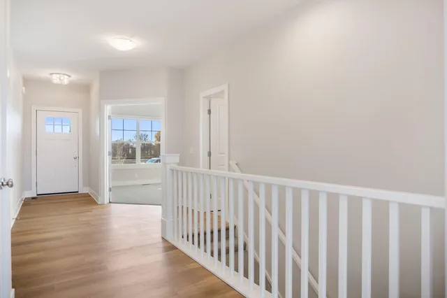 $434,900 | 11913 Smithfield Drive, Holland, MI 49424