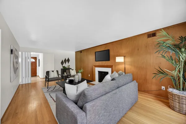 $585,000 | 4529 Euclid Avenue, Sacramento, CA 95822