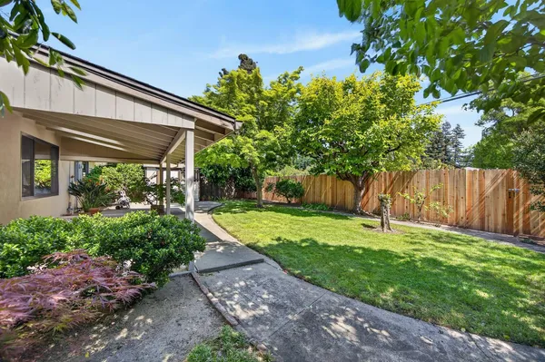 $585,000 | 4529 Euclid Avenue, Sacramento, CA 95822
