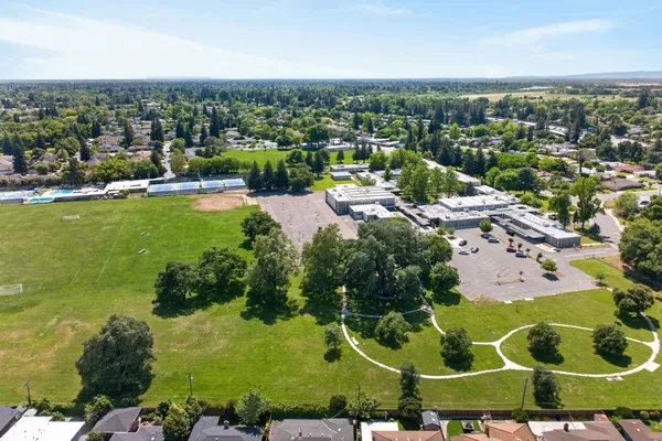 $585,000 | 4529 Euclid Avenue, Sacramento, CA 95822