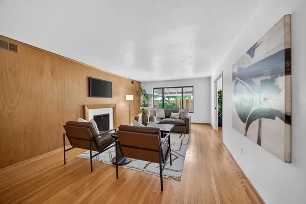 $585,000 | 4529 Euclid Avenue, Sacramento, CA 95822