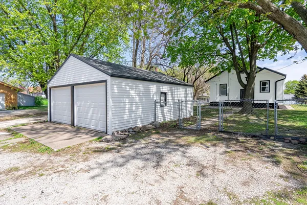 $155,000 | 1410 25th Street, Rock Island, IL 61201