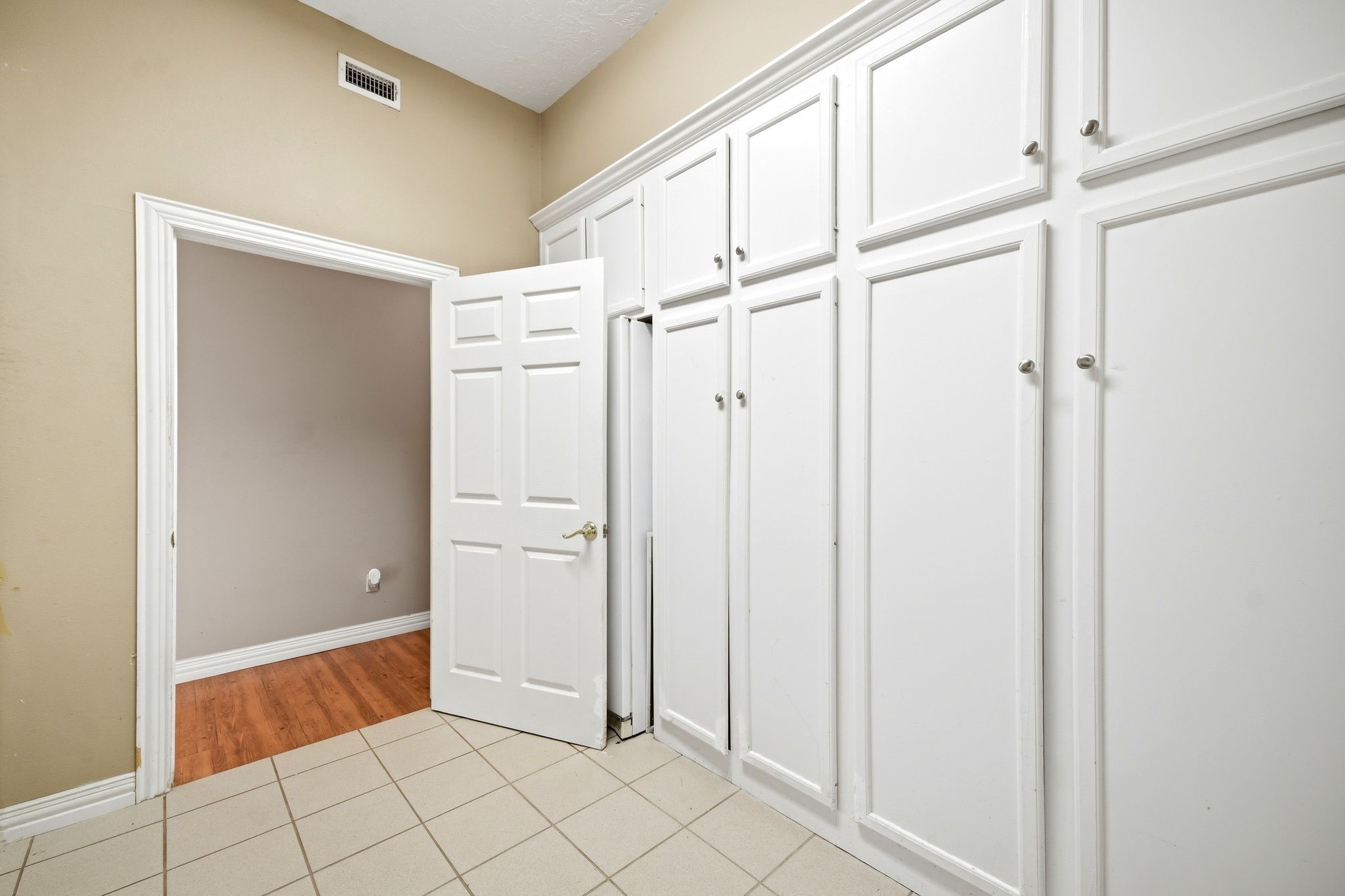 144 Wood Farm Road Huntsville, TX 77320 - Photo 25 of 50 a view of an empty room