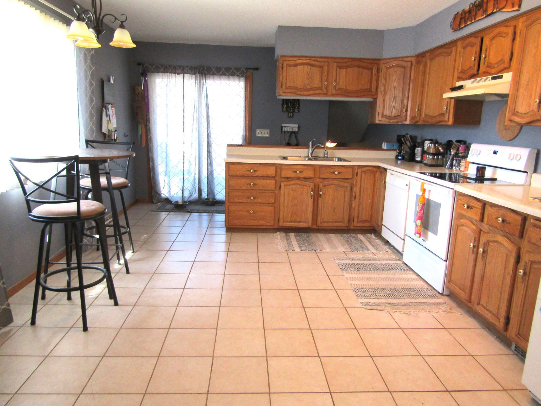 107 3rd Avenue Madison, MN 56256 - Photo 8 of 27