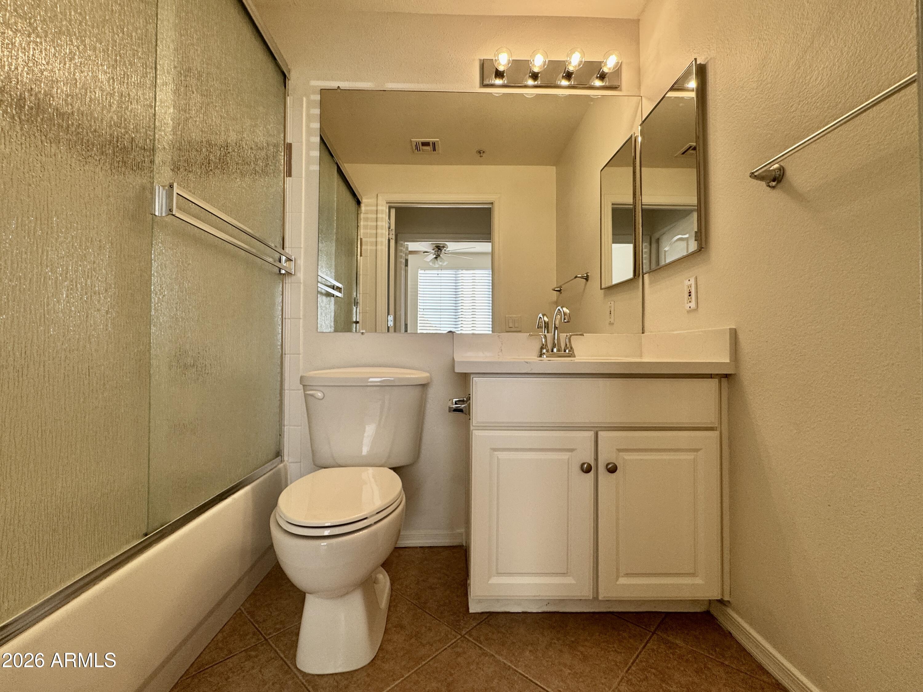 1701 East Colter Street, Unit 185 Phoenix, AZ 85016 - Photo 9 of 26 Hall Bath